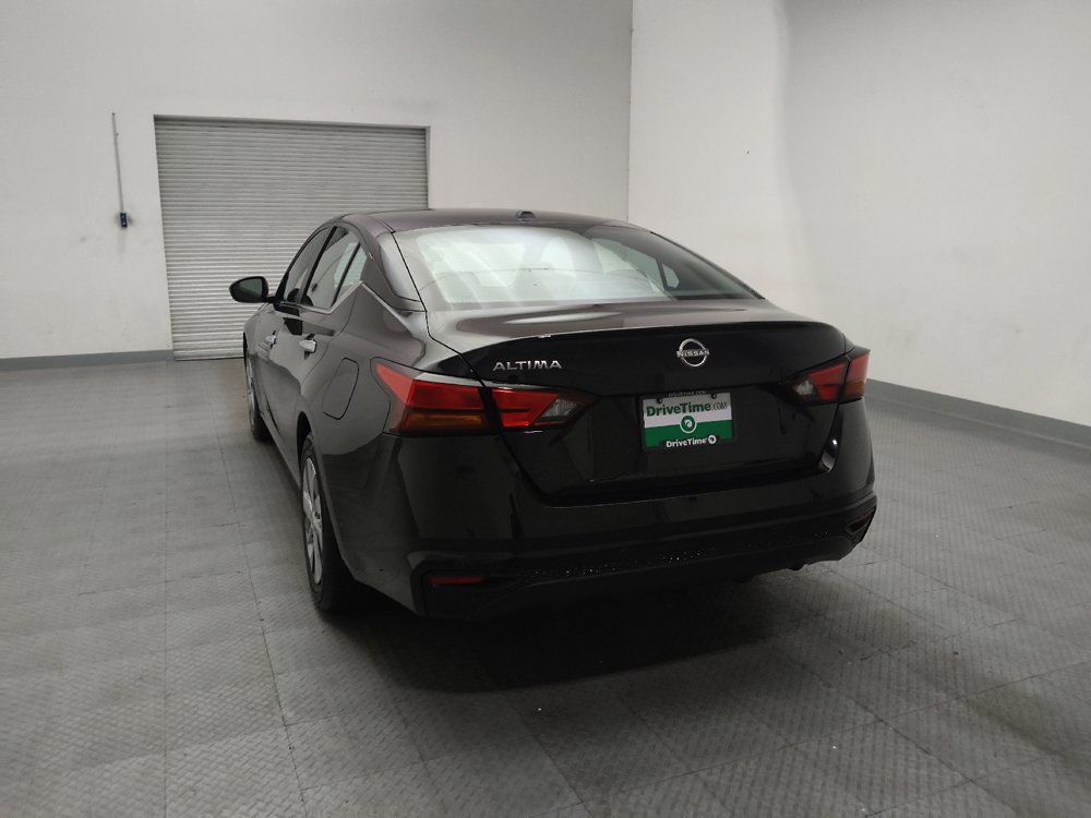 Used 2025 Nissan Altima 2.5 S FWD image 6