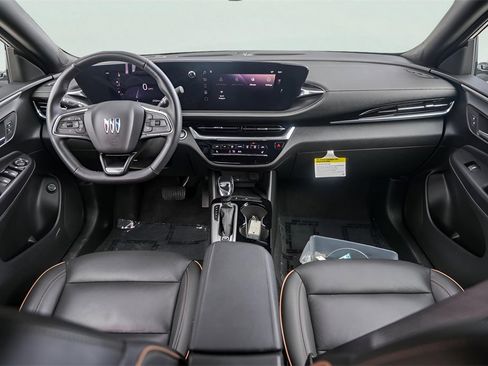 Certified 2024 Buick Envista Avenir image 28