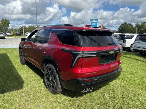 New 2025 Chevrolet Traverse High Country w/ LPO, Floor Liner Package image 5
