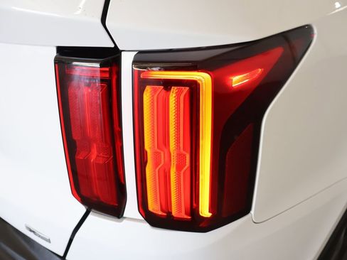 Used 2023 Kia Sorento SX Prestige AWD/4WD image 31