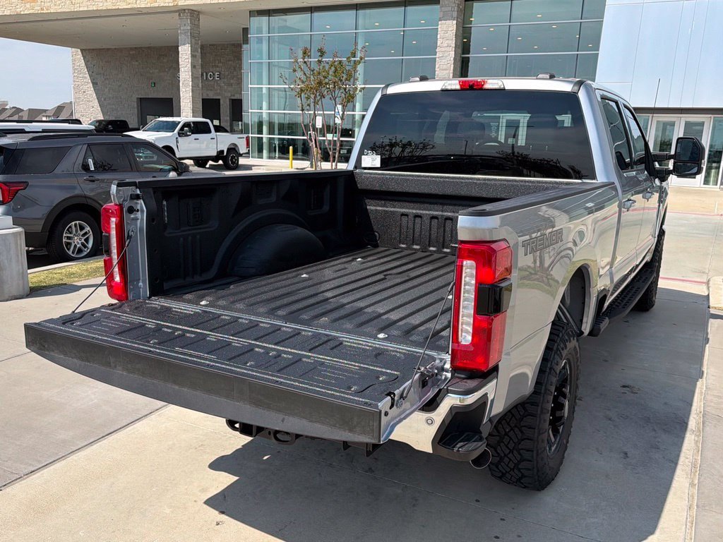 New 2027 Ford F250 XLT w/ XLT Premium Package AWD/4WD image 25