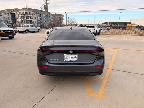 Used 2024 Honda Accord EX image 7