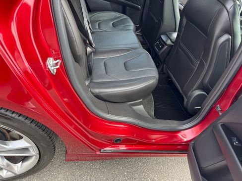 Used 2016 Ford Fusion Titanium image 40