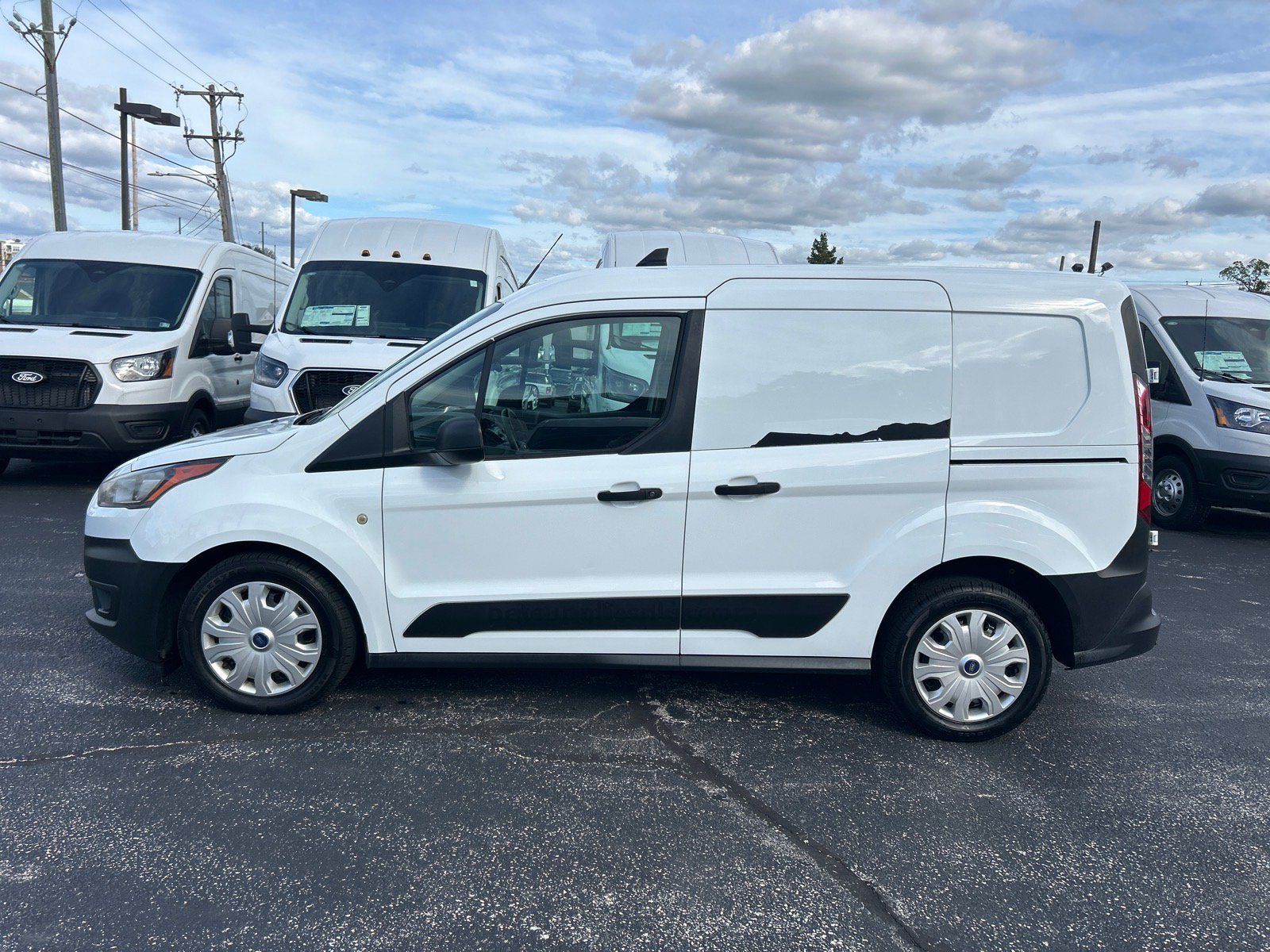 Used 2020 Ford Transit Connect XL FWD image 4