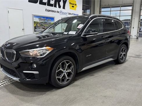 Used 2017 BMW X1 xDrive28i image 4