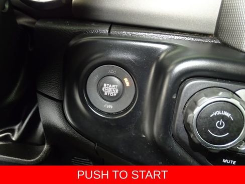 Certified 2022 Jeep Wrangler Unlimited Sport w/ Sun And Sound Package AWD/4WD image 9