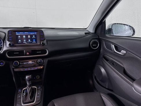 Used 2021 Hyundai Kona Limited image 24