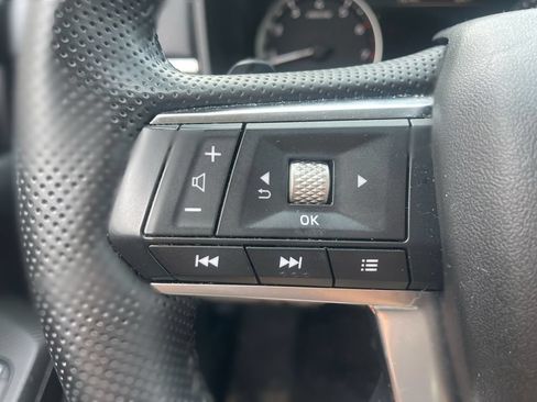 Used 2025 Mitsubishi Outlander SE AWD/4WD image 20
