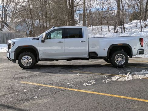 New 2026 GMC Sierra 3500 Denali Ultimate AWD/4WD image 4