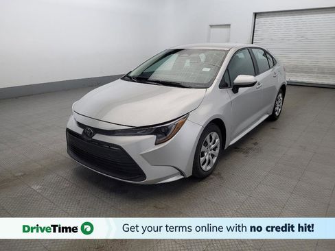 Used 2024 Toyota Corolla LE image 1