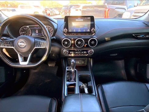 Used 2024 Nissan Sentra SR w/ SR Premium Package image 16