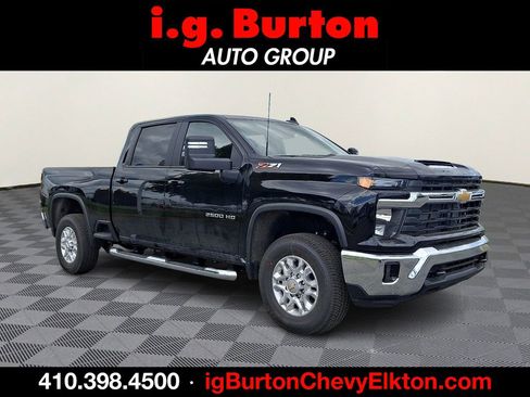 New 2026 Chevrolet Silverado 2500 ZR2 w/ LPO, Dark Essentials Package AWD/4WD image 1