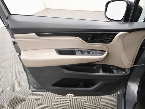 Certified 2018 Honda Odyssey Elite image 13