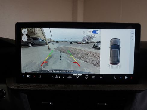 New 2026 Ford Explorer Active image 32