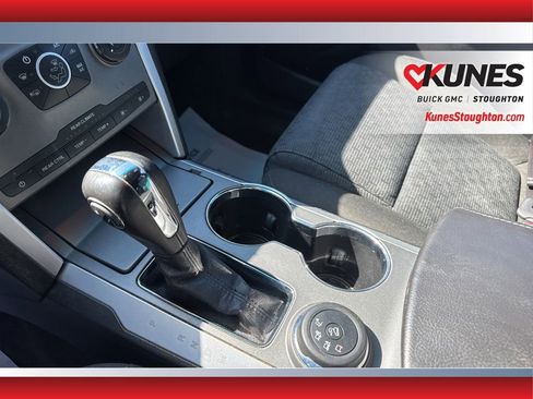 Used 2015 Ford Explorer XLT AWD/4WD image 31
