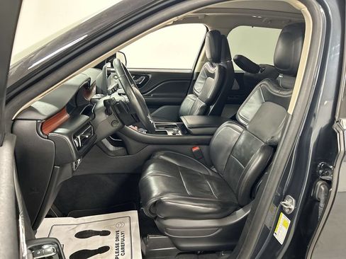 Used 2021 Lincoln Aviator Reserve w/ Equipment Group 201A AWD/4WD image 9