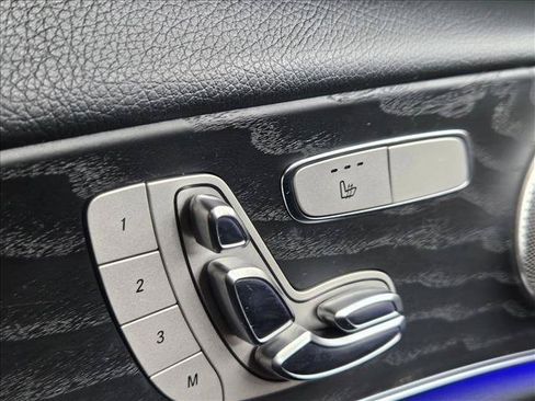 Used 2022 Mercedes-Benz E 350 4MATIC Sedan image 27