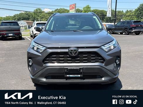 Used 2023 Toyota RAV4 XLE Premium AWD/4WD image 6