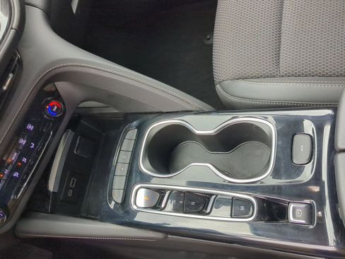 Used 2023 Buick Envision Preferred image 20