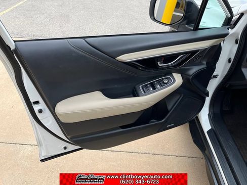 Used 2024 Subaru Outback Limited AWD/4WD image 11
