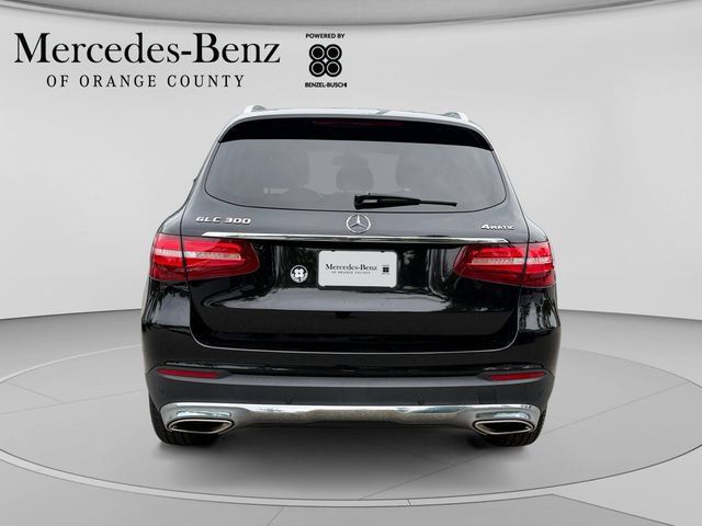 Used 2018 Mercedes-Benz GLC 300 4MATIC image 3