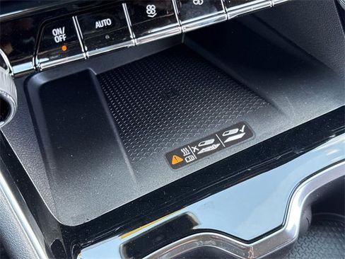 New 2026 Chevrolet Traverse LT w/ Driver Confidence Package image 19