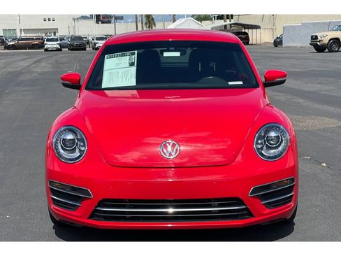 Used 2017 Volkswagen Beetle 1.8T SE FWD image 9
