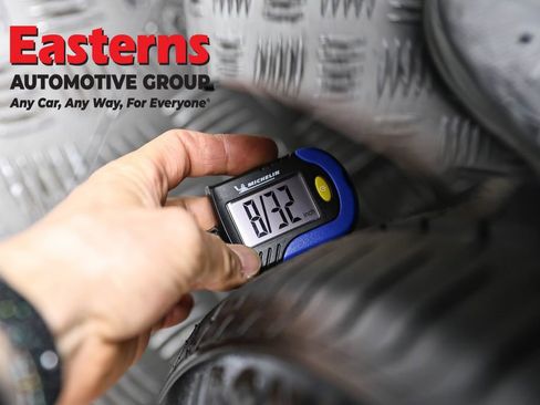 Used 2023 Tesla Model 3 Standard Range image 19