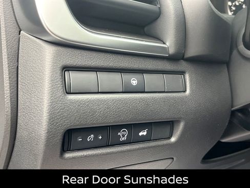 Certified 2025 Nissan Rogue SV w/ SV Premium Package FWD image 17