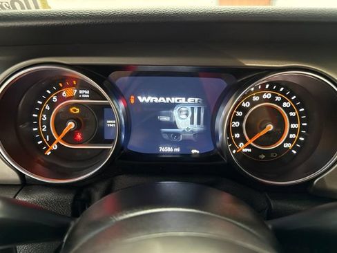 Used 2021 Jeep Wrangler Unlimited Sport AWD/4WD image 31