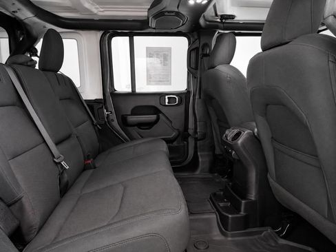 Used 2023 Jeep Wrangler Unlimited AWD/4WD image 20