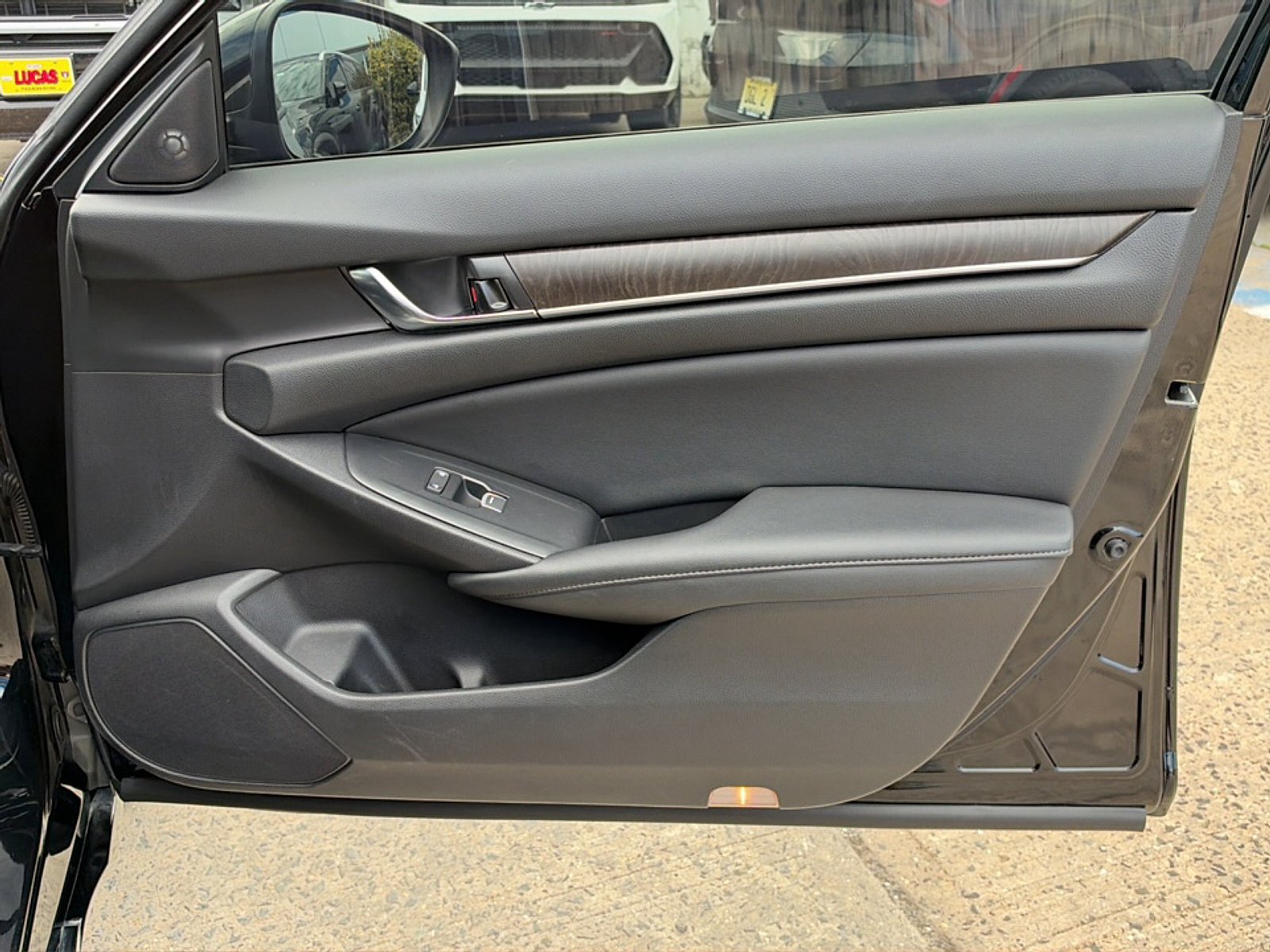 Used 2021 Honda Accord EX-L image 18