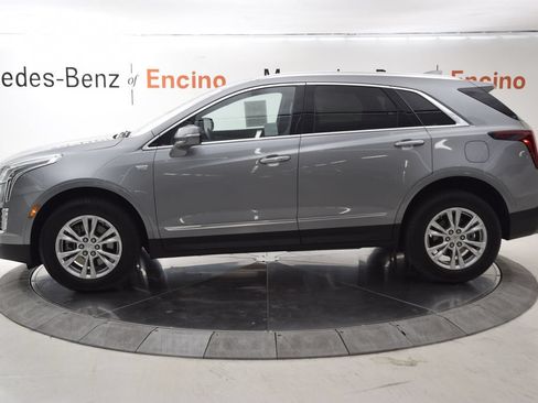 Used 2025 Cadillac XT5 Luxury FWD image 2