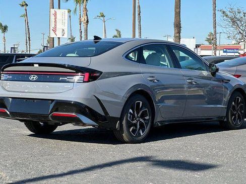 New 2025 Hyundai Sonata SEL image 4