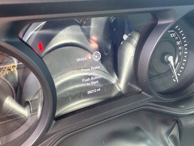 Used 2024 Jeep Wrangler Unlimited Sahara AWD/4WD image 11