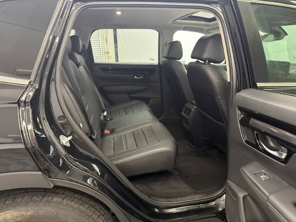 Used 2025 Honda CR-V EX-L image 17