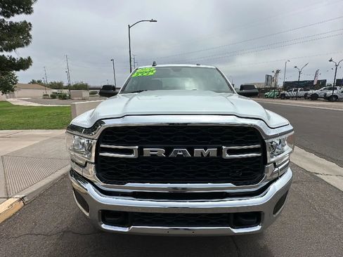 Used 2019 RAM 2500 Tradesman AWD/4WD image 9