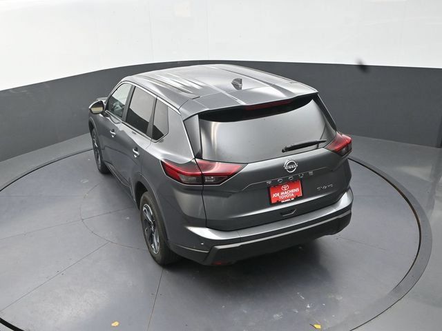 Used 2024 Nissan Rogue SV AWD/4WD image 27