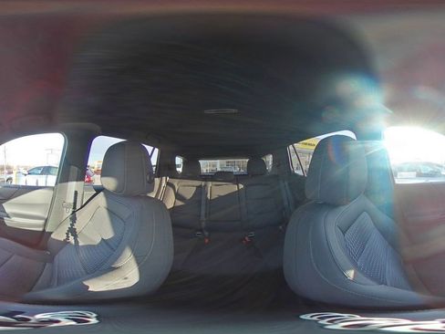 Used 2025 Chevrolet Equinox LT image 42