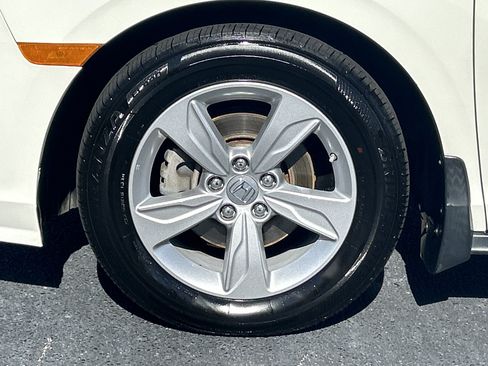 Used 2019 Honda Odyssey EX-L image 32