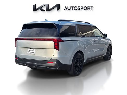 Used 2025 Kia Carnival SX w/ SX Dark Edition Package FWD image 8