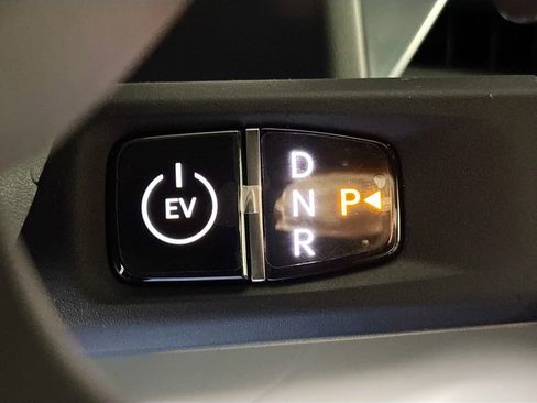 New 2026 Kia EV9 Land w/ Nightfall Edition Package image 18