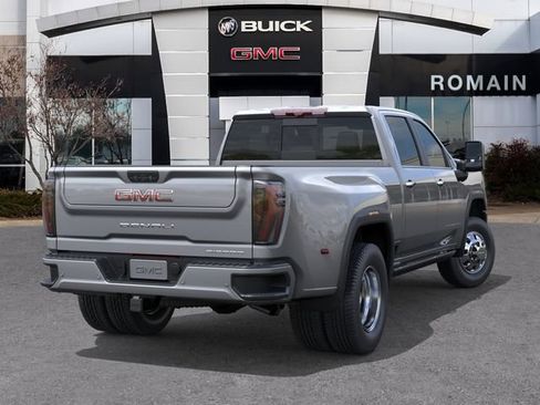 New 2026 GMC Sierra 3500 Denali w/ Denali Reserve Package AWD/4WD image 4