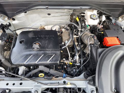 Used 2023 Chevrolet TrailBlazer RS w/ Convenience Package FWD image 32