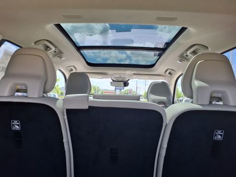 New 2026 Volvo XC90 T8 Ultra w/ Protection Package Premier AWD/4WD image 24