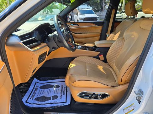 Certified 2022 Jeep Grand Cherokee L Summit image 18