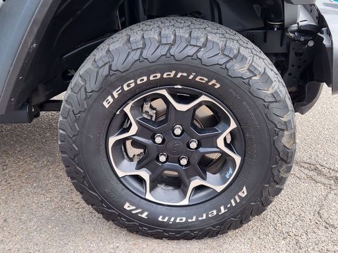 Used 2021 Jeep Wrangler Unlimited Rubicon 4xe image 14