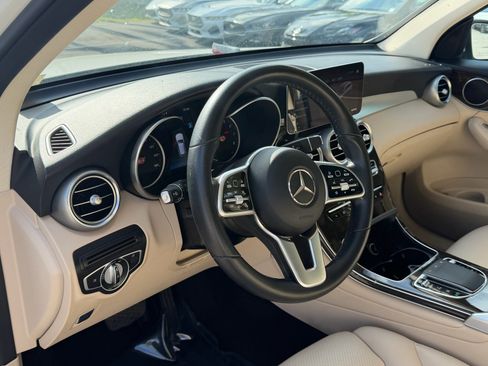 Used 2021 Mercedes-Benz GLC 300 w/ Premium Package image 12