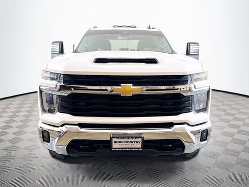 Used 2024 Chevrolet Silverado 3500 LT w/ Safety Package AWD/4WD image 2