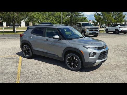 Used 2023 Chevrolet TrailBlazer LT w/ Convenience Package AWD/4WD image 30